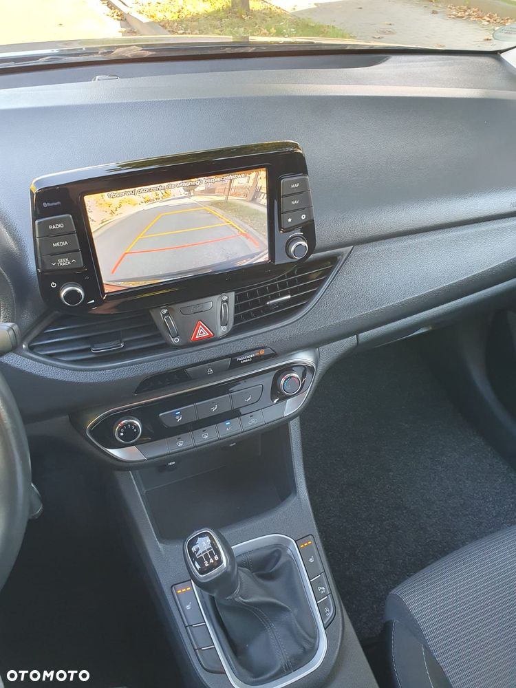 Hyundai i30 1.4 Select - 9