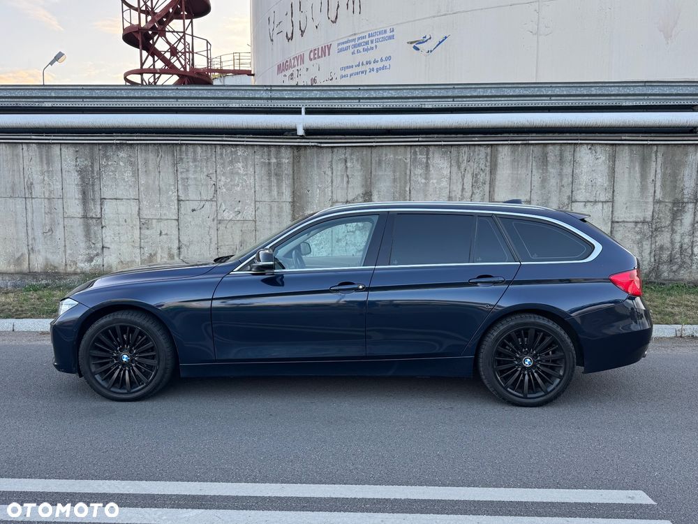 BMW Seria 3 320d Touring Sport-Aut Luxury Line - 7