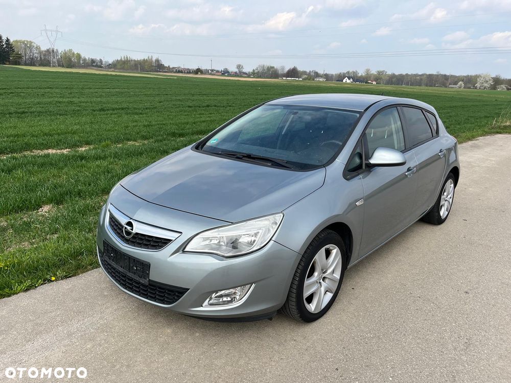 Opel Astra 1.4 T Cosmo - 19