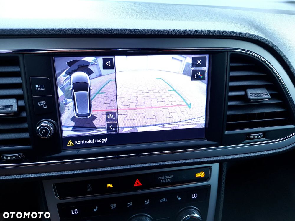 Seat Leon 2.0 TDI DSG Xcellence - 25