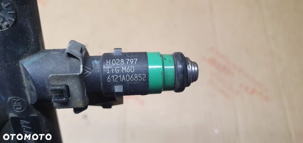 Listwa wtryskowa wtryski Renault Megane II 7700112777 - 5
