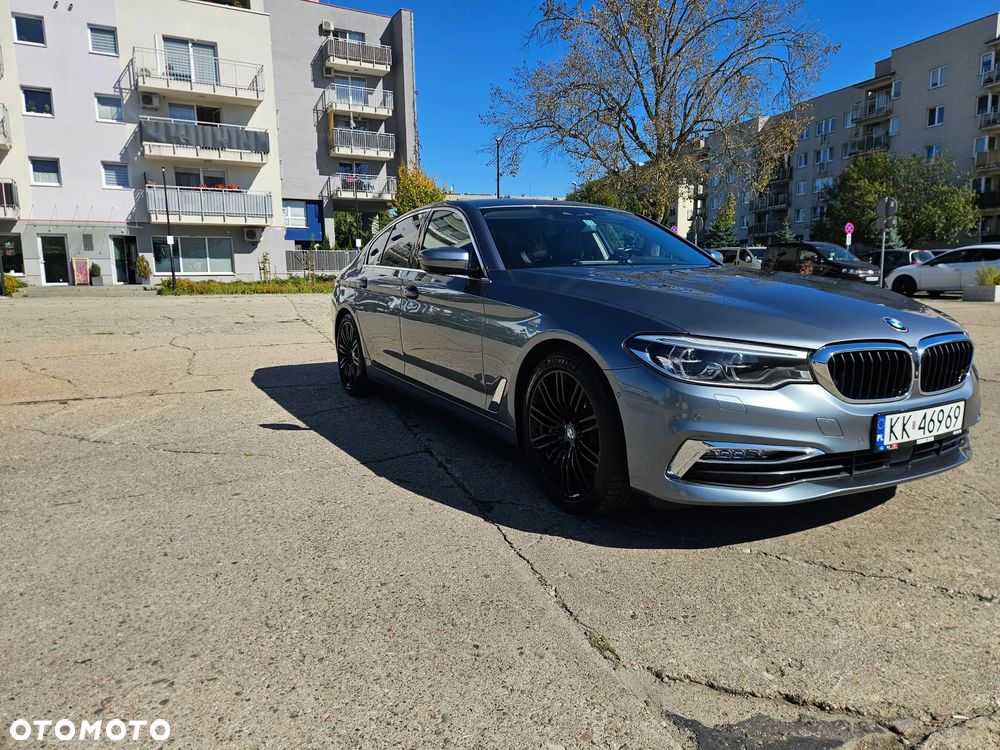 BMW Seria 5 540i GPF xDrive Luxury Line - 11