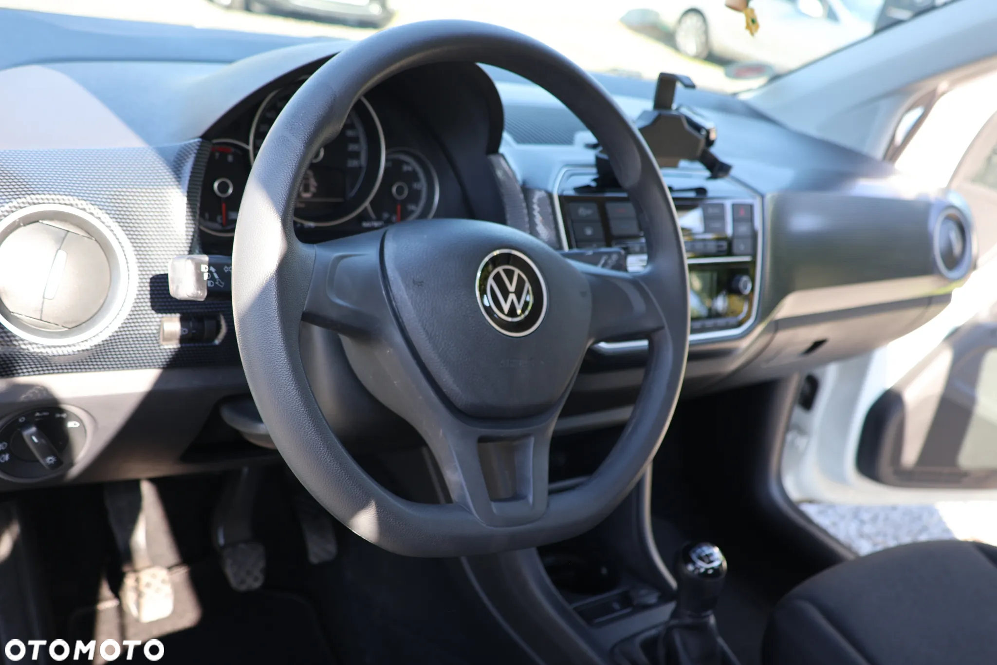 Volkswagen up! 1.0 move - 7