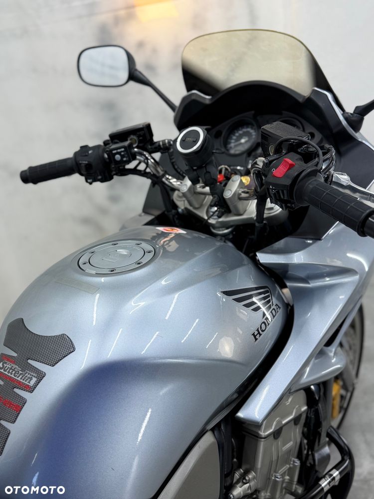 Honda CBF - 12
