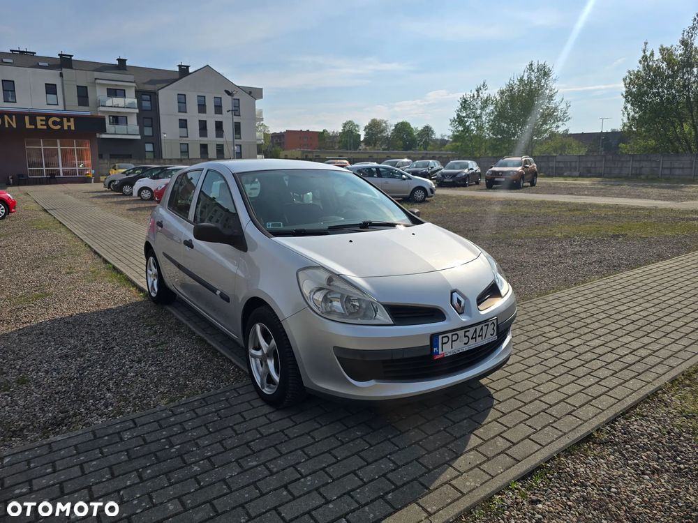 Renault Clio 1.4 16V Expression - 3