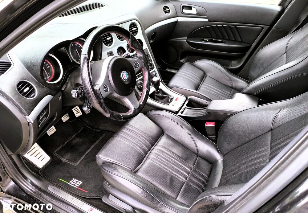 Alfa Romeo 159 1750TBi Sport - 11