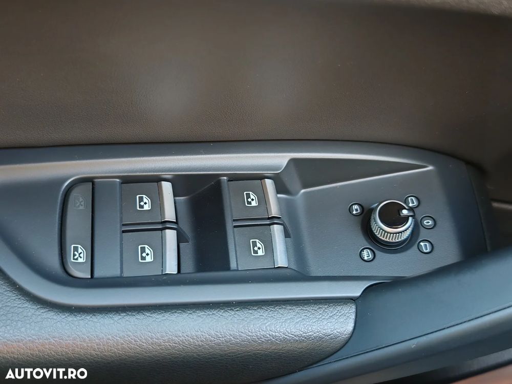 Audi Q5 Sportback 40 TDI quattro S tronic MHEV S Line - 35