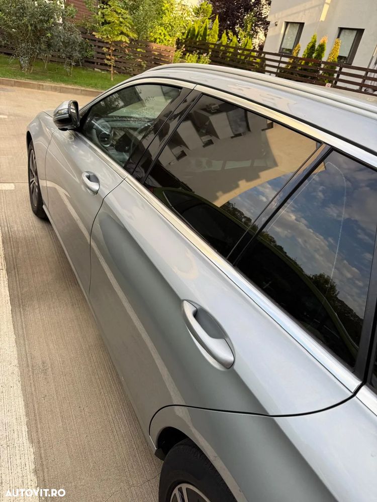 Mercedes-Benz E - 15