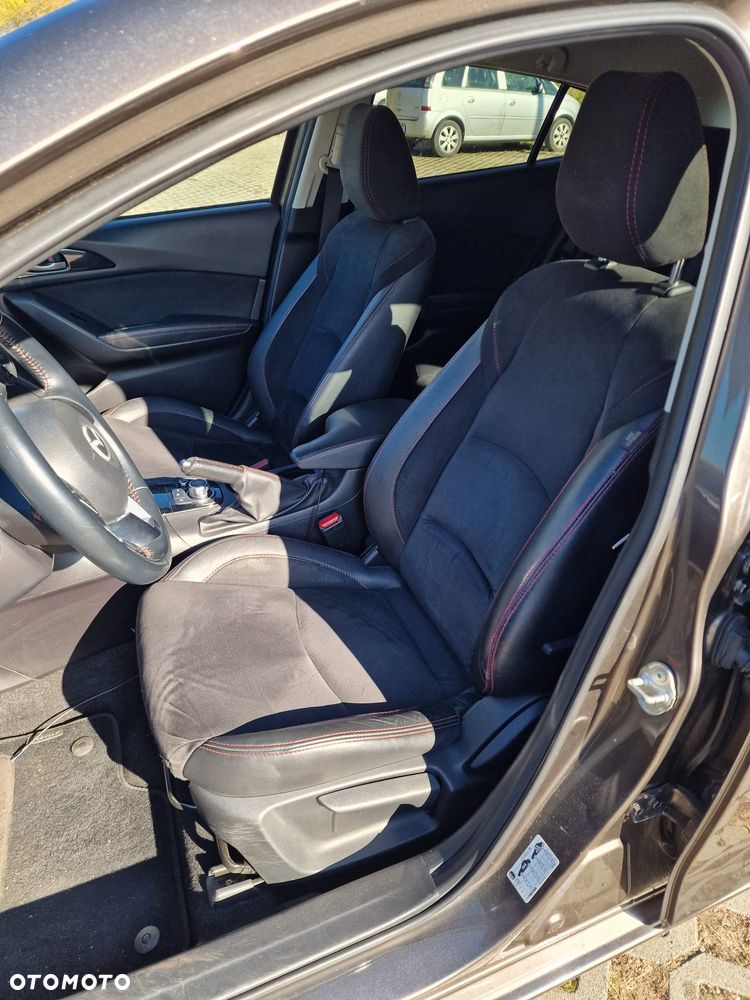 Mazda 3 1.5 D Skyenergy - 10