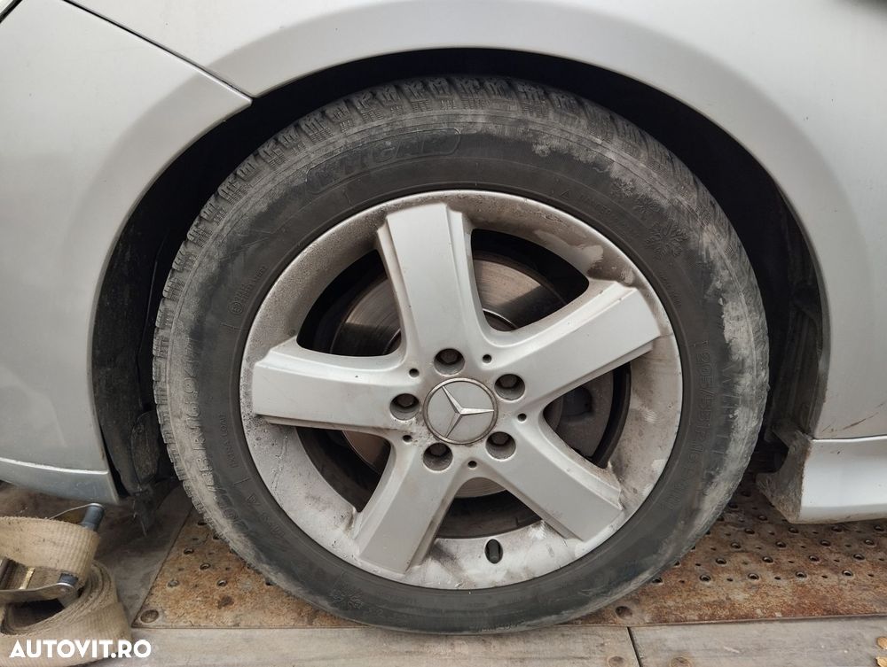 Dezmembrari Mercedes-Benz B-CLASS (W245) (2005-2011) B 180 CDI (245.2 - 5