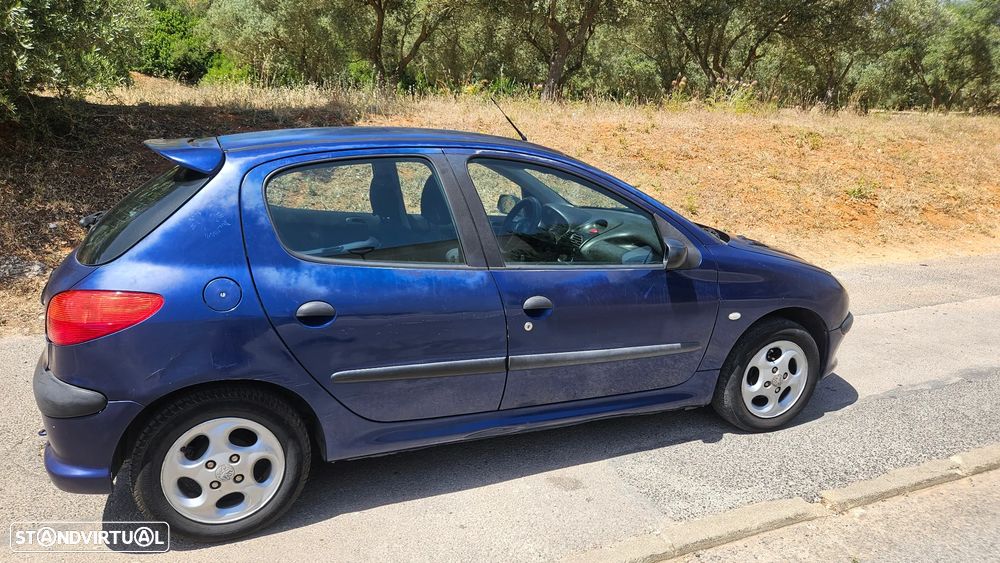 Peugeot 206 1.1 XR - 6