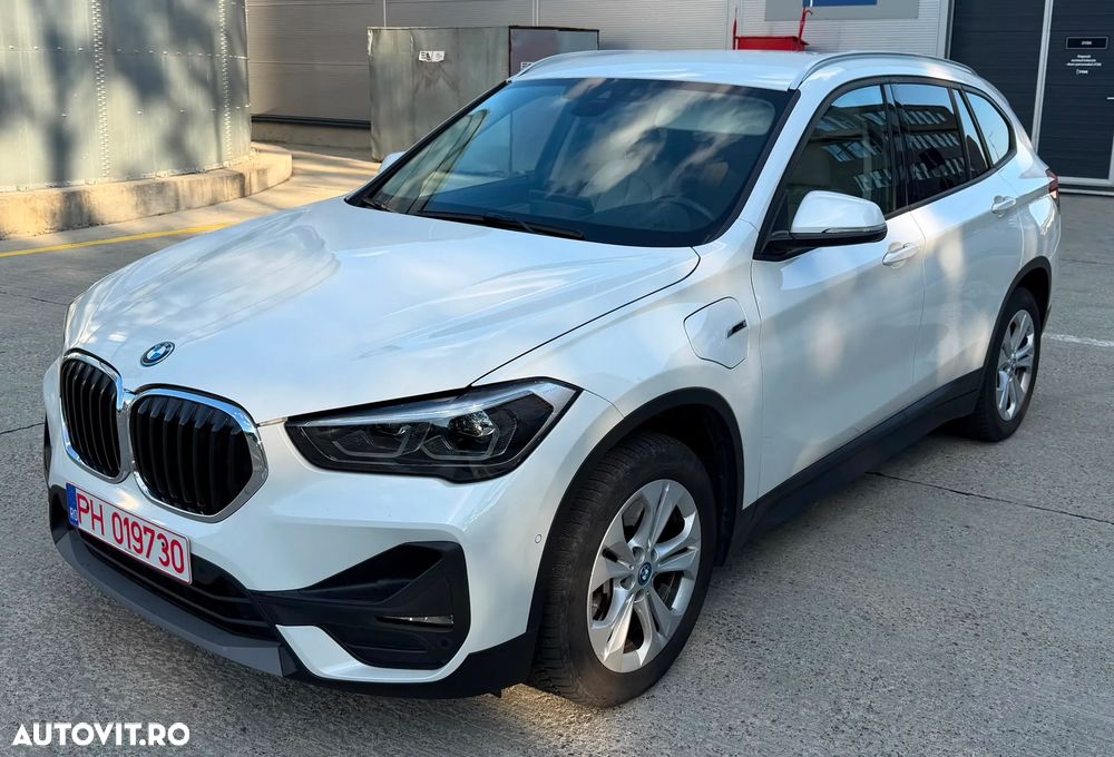 BMW X1 xDrive25e Advantage - 1