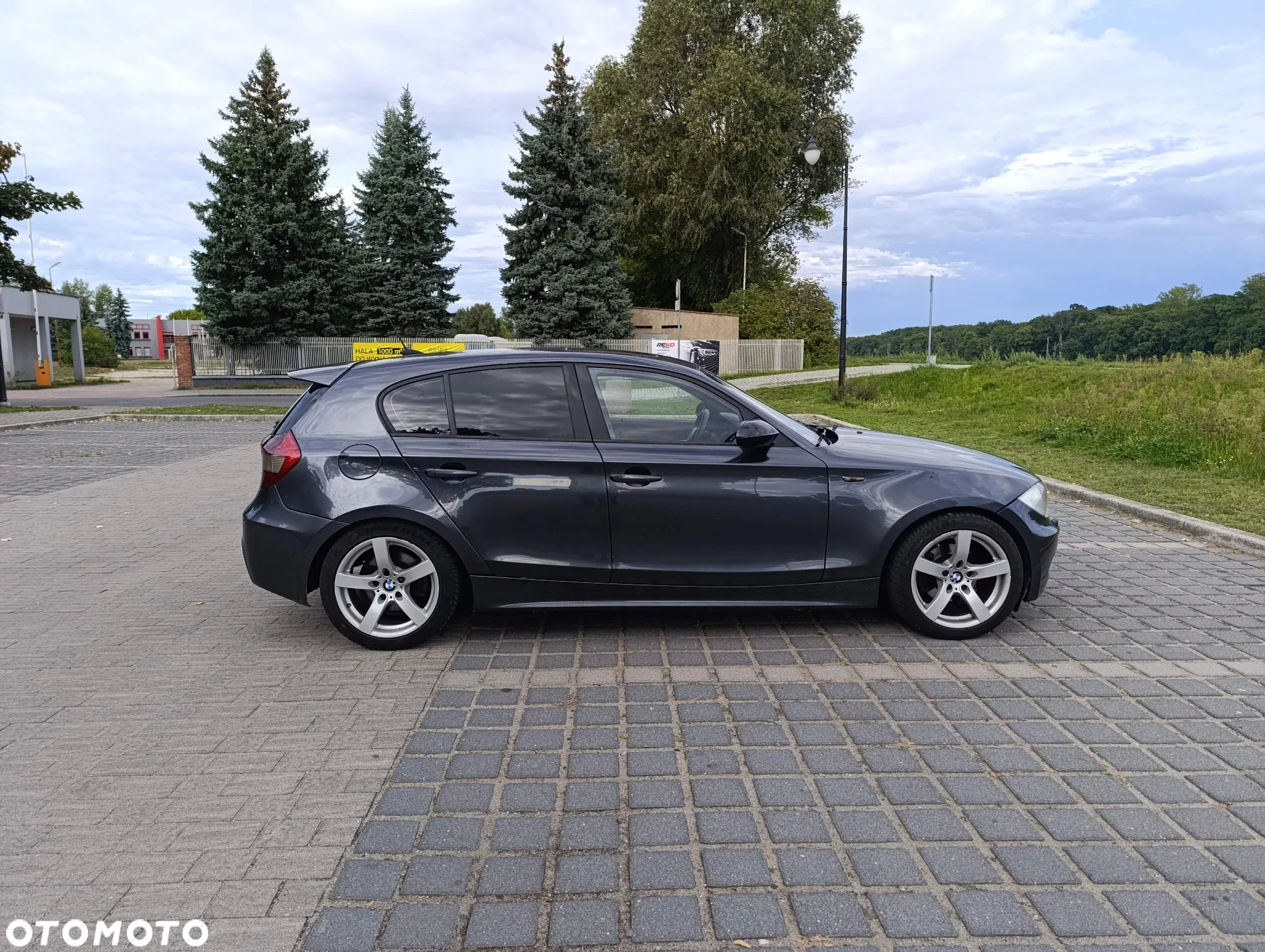BMW Seria 1 120i - 10