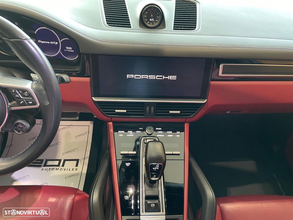 Porsche Cayenne Coupé GTS - 52