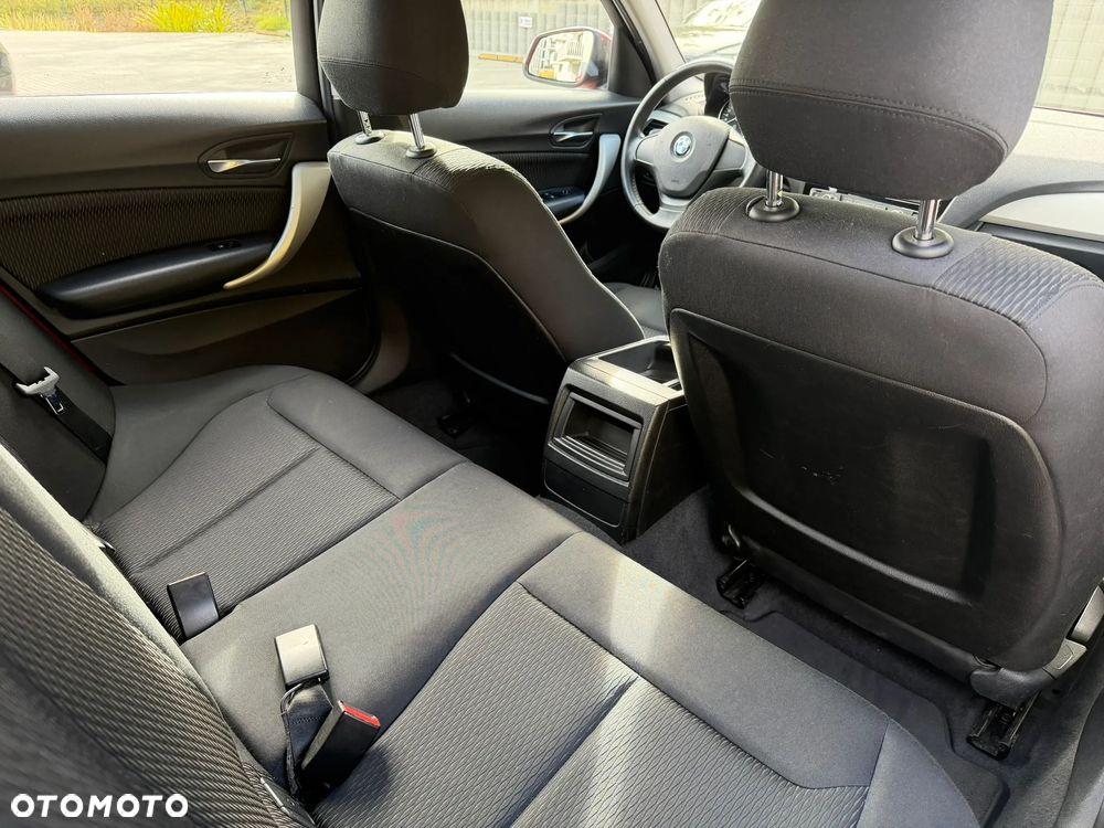 BMW Seria 1 116i - 9