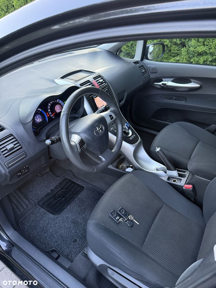 Toyota Auris - 7