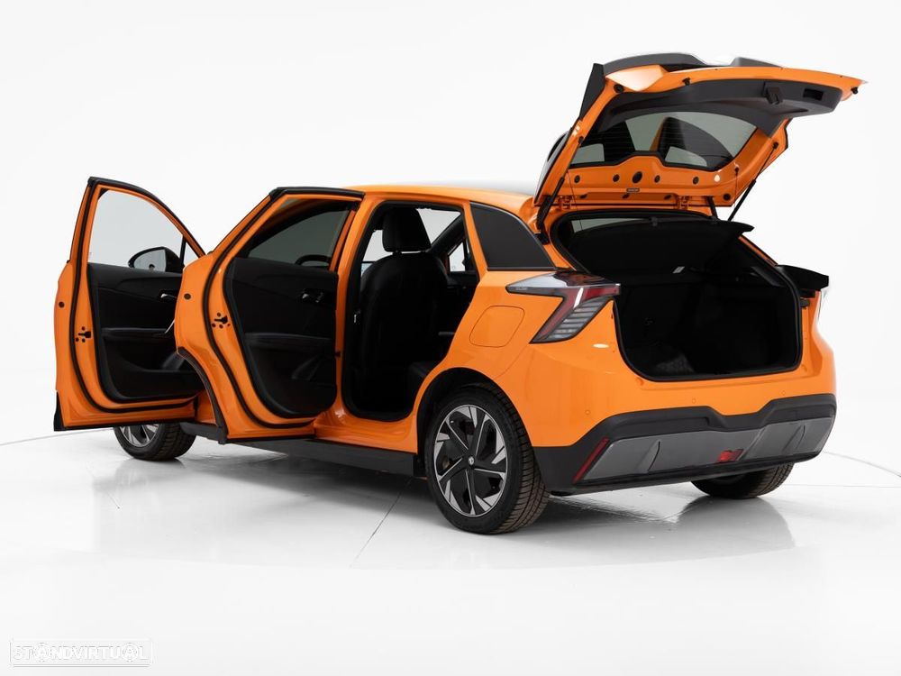 MG MG4 64 kWh Luxury - 6