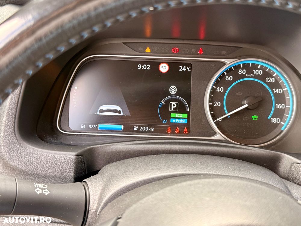 Nissan LEAF 40 kWh N-Connecta - 22