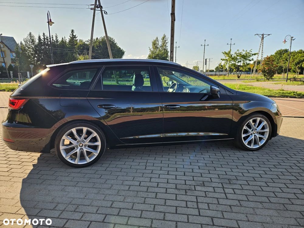 Seat Leon 2.0 TDI DPF Start&Stop DSG FR - 2