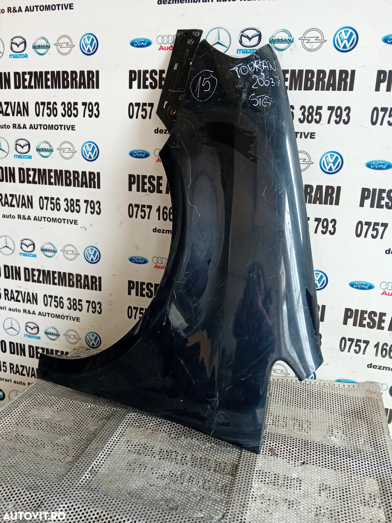 Aripa Stanga Vw Touran An 2003-2008 LICHIDARE STOC - 3