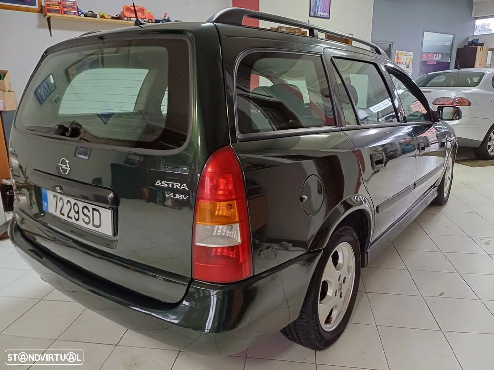 Opel Astra Caravan 1.4 Club - 3