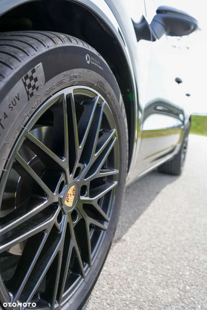 Porsche Cayenne Standard - 11