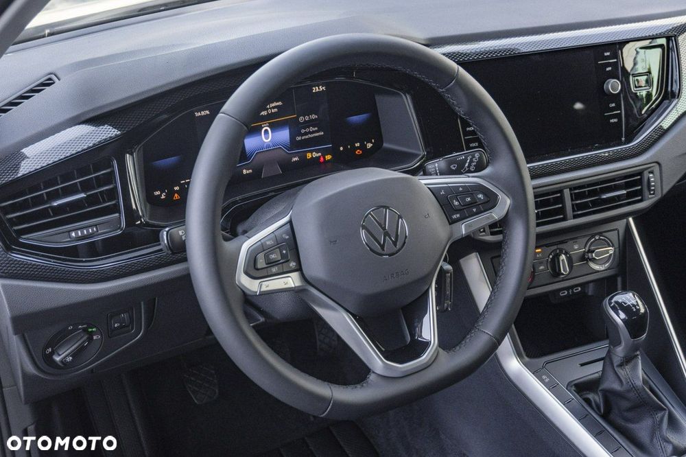 Volkswagen Polo - 15