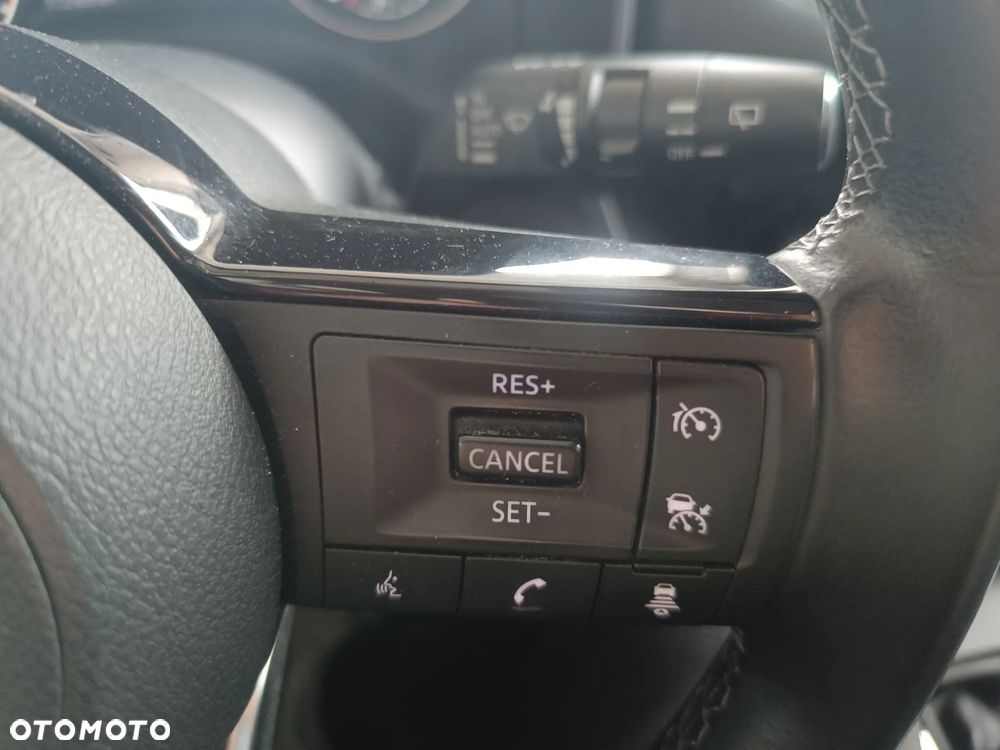 Nissan Qashqai 1.3 DIG-T Acenta - 17