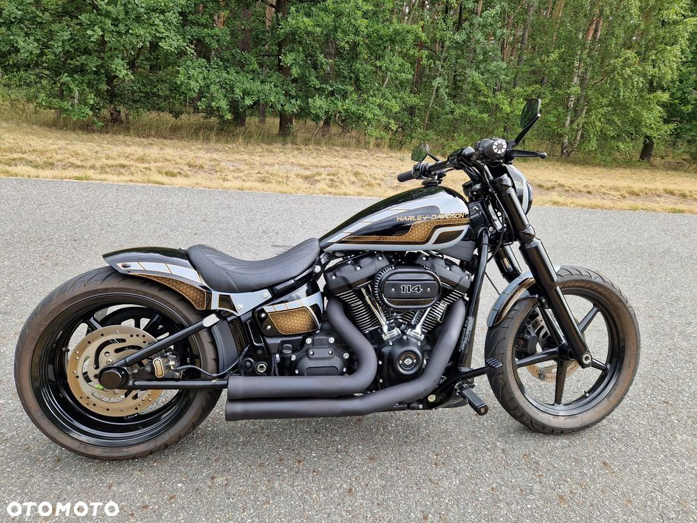 Harley-Davidson Softail Street Bob