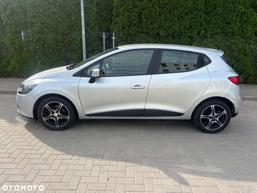 Renault Clio TCe 90 Paris - 2
