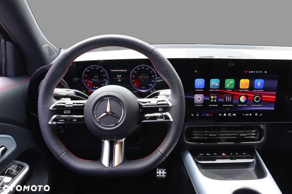 Mercedes-Benz GLB - 13
