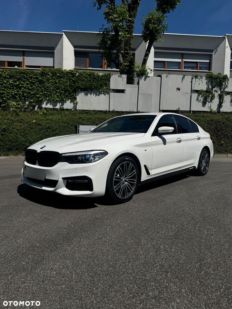 BMW Seria 5 520d xDrive M Sport sport - 2
