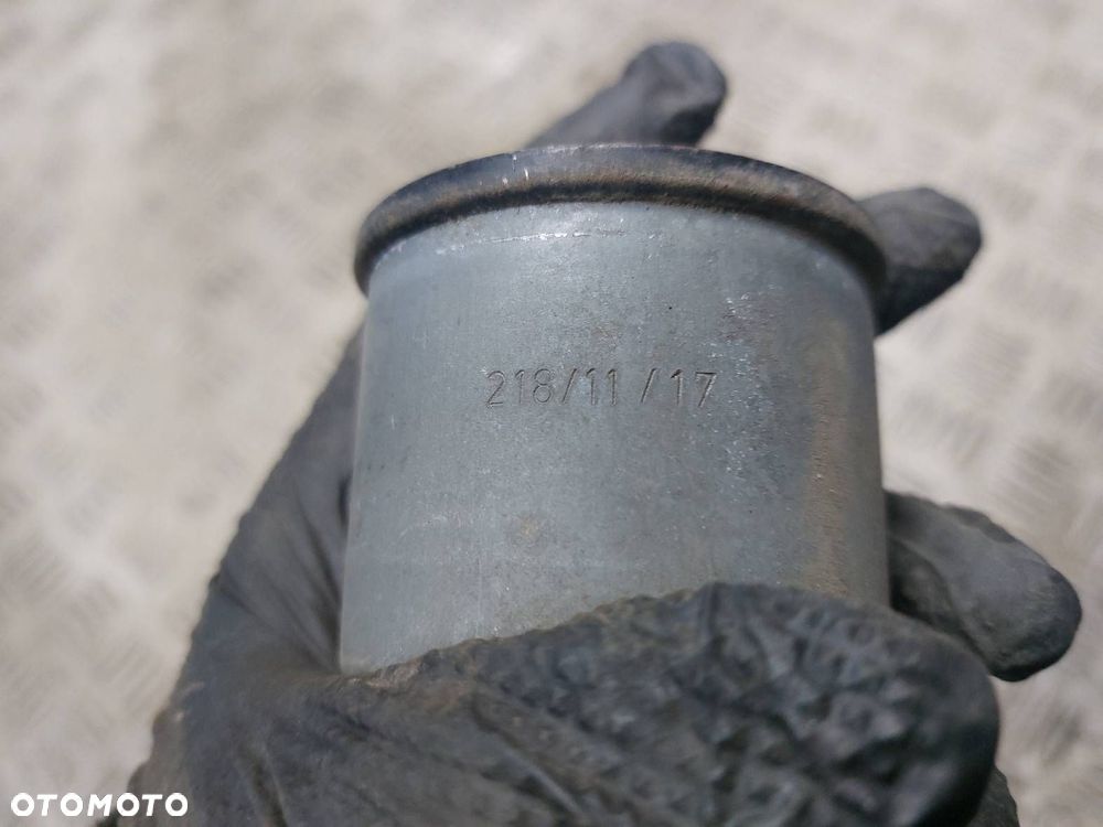LICZNIK ZEGARY PALIWO TEMPERATURA MERCEDES-BENZ T1 KACZKA 2.4 D - 8