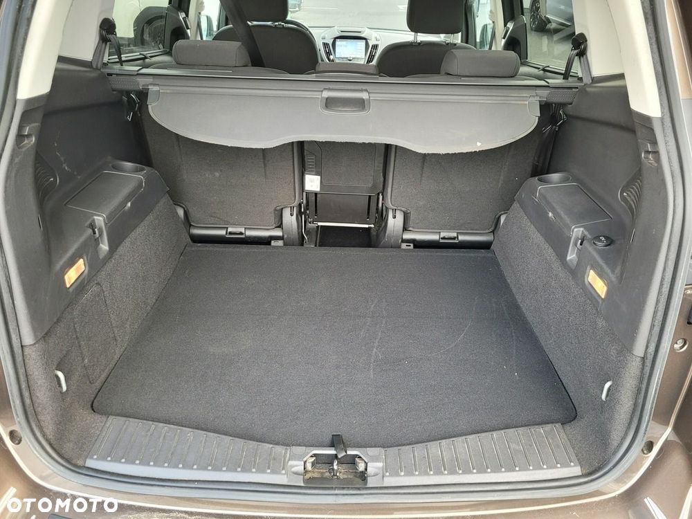 Ford Grand C-MAX - 14