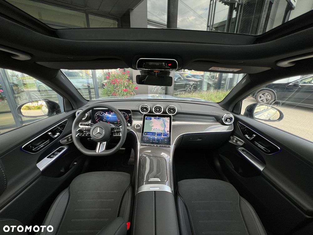 Mercedes-Benz GLC - 12