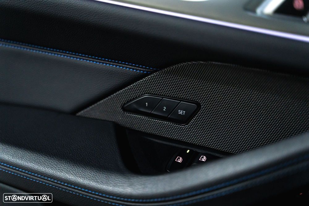 BMW i4 eDrive40 Pack Desportivo M Pro - 9