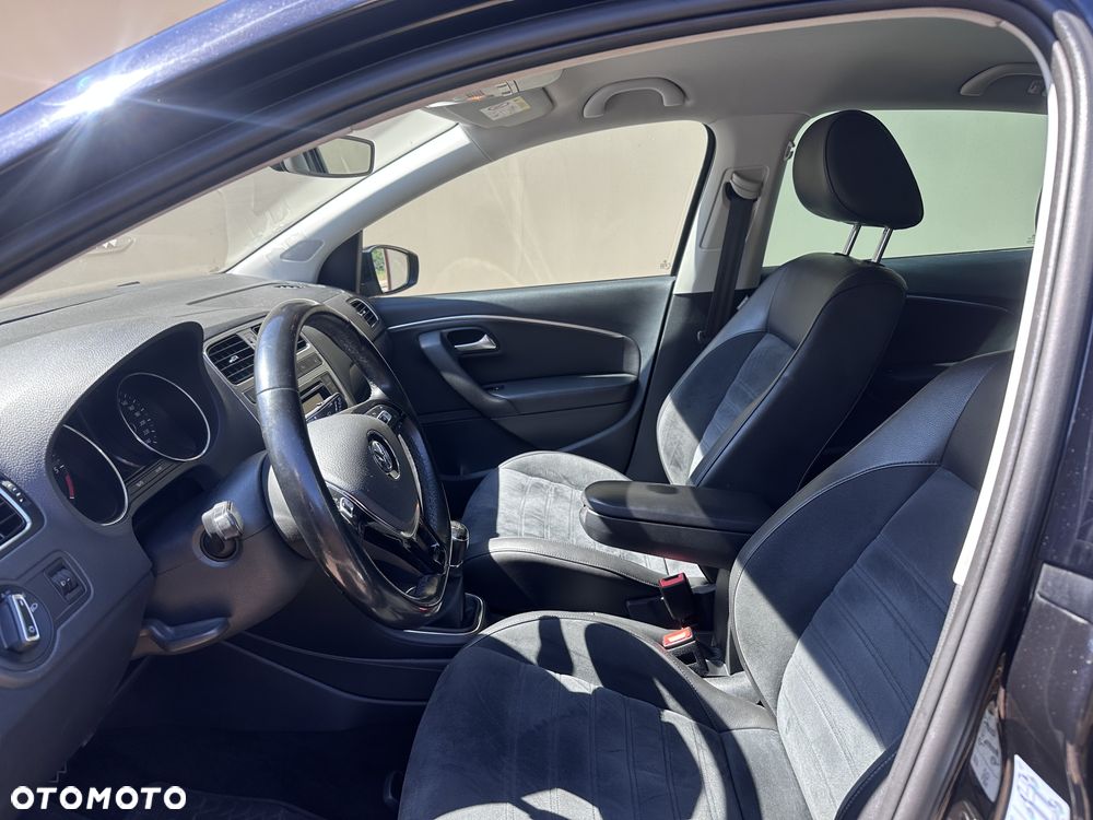 Volkswagen Polo 1.4 TDI (Blue Motion Technology) Highline - 11