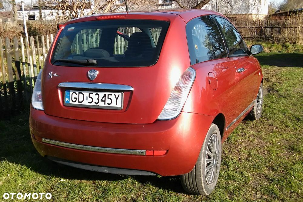 Lancia Ypsilon 1.4 8V Oro (4 os.) - 4