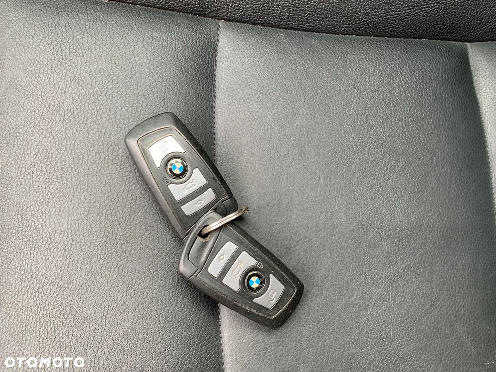 BMW Seria 5 525d - 20