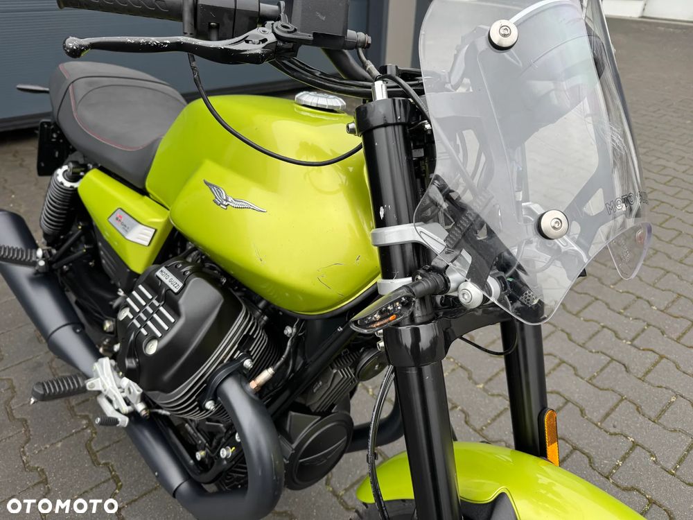 Moto Guzzi V7 - 26