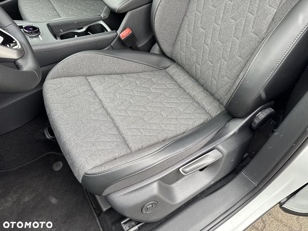 Volkswagen Tiguan - 12