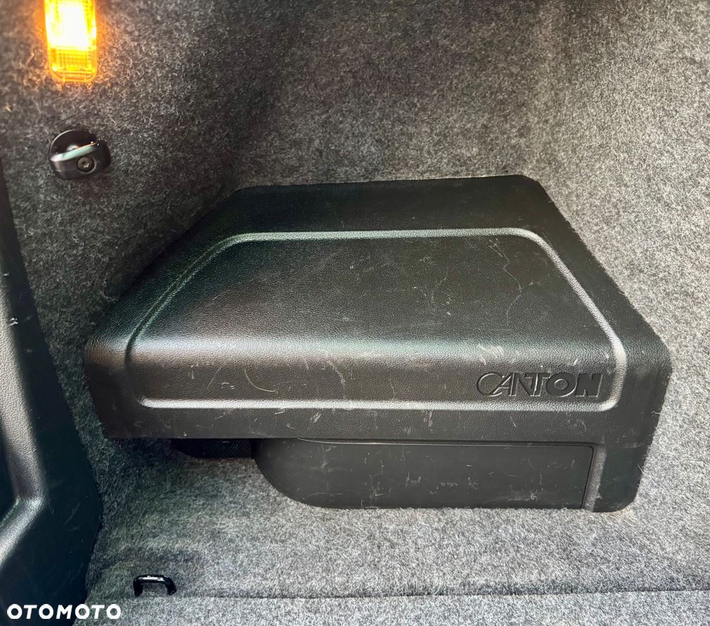 Skoda Octavia Combi 2.0 TDI RS - 22