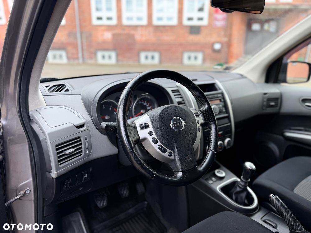 Nissan X-Trail 2.0 dCi XE - 8