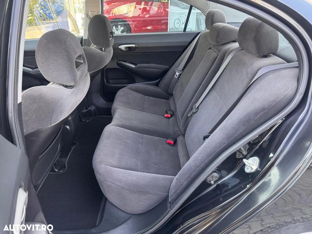 Honda Civic - 10