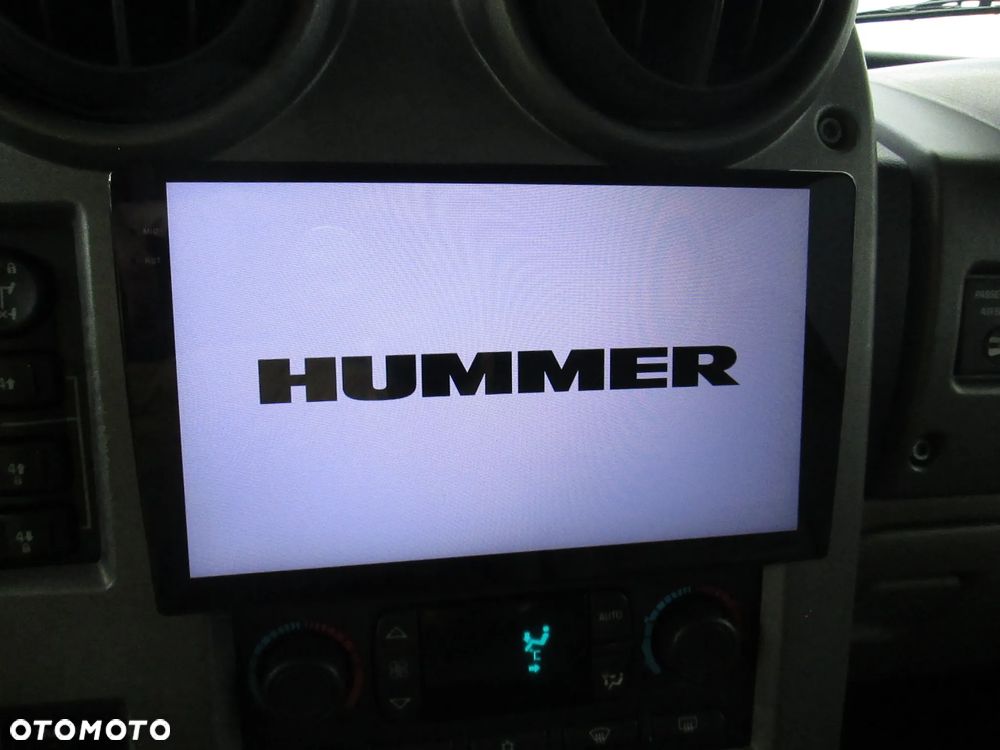 Hummer H2 6.0 V8 - 19