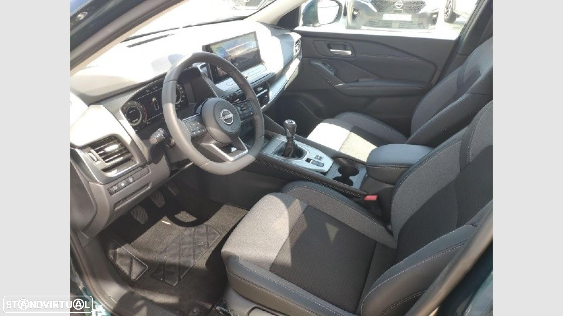 Nissan Qashqai - 11