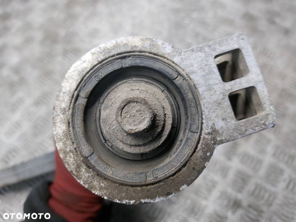 WAHACZ LEWY PRZÓD OPEL INSIGNIA A - 4