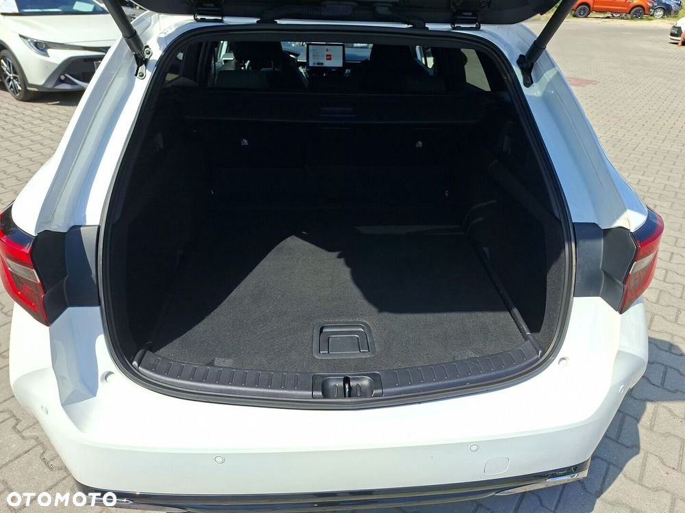 Toyota Corolla 1.8 Hybrid Style - 17