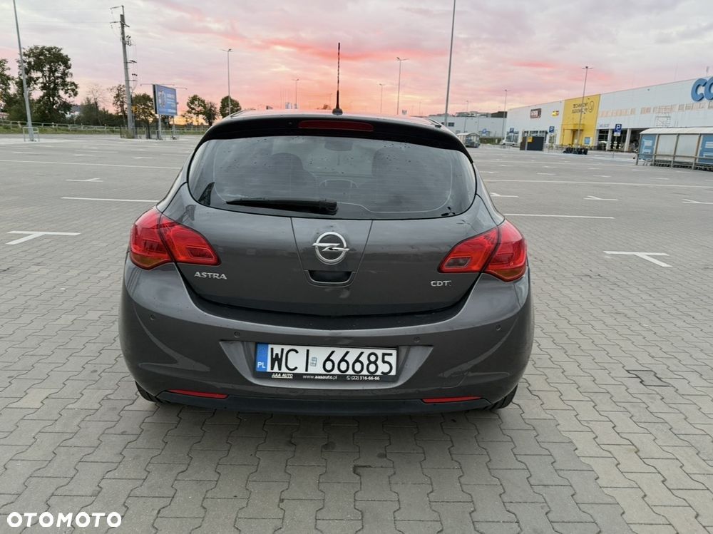 Opel Astra 1.7 CDTI DPF Edition - 4