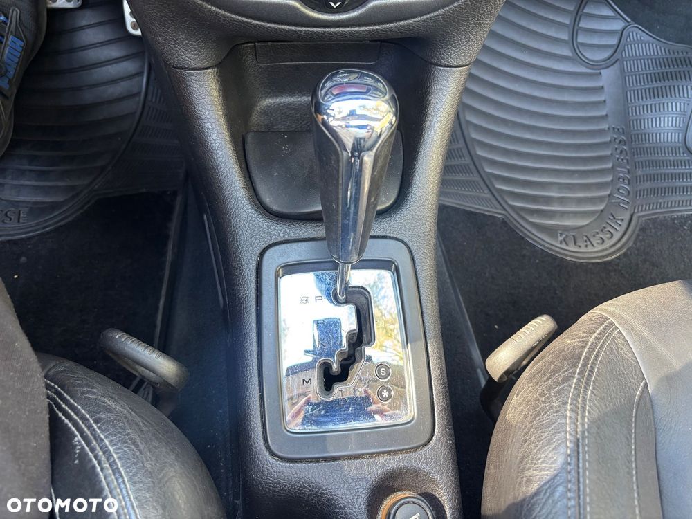 Peugeot 206 CC 1.6 - 14